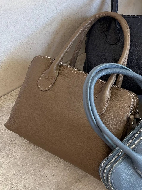 taupe.jpg