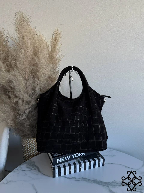 black.jpg