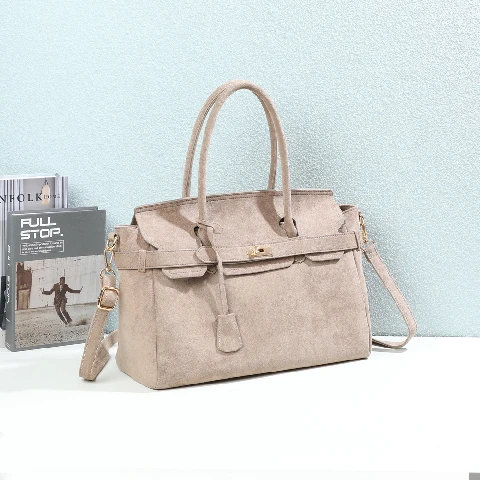 taupe.jpg