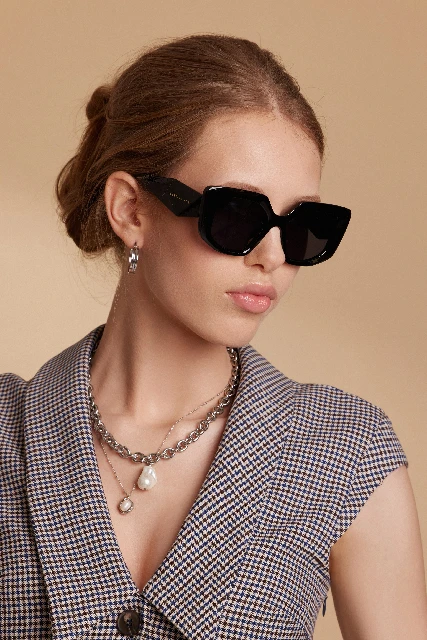 Saulesbrilles ELEGANZA BLACK FA16-02