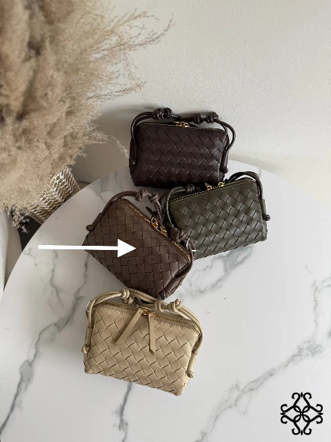 taupe.jpg