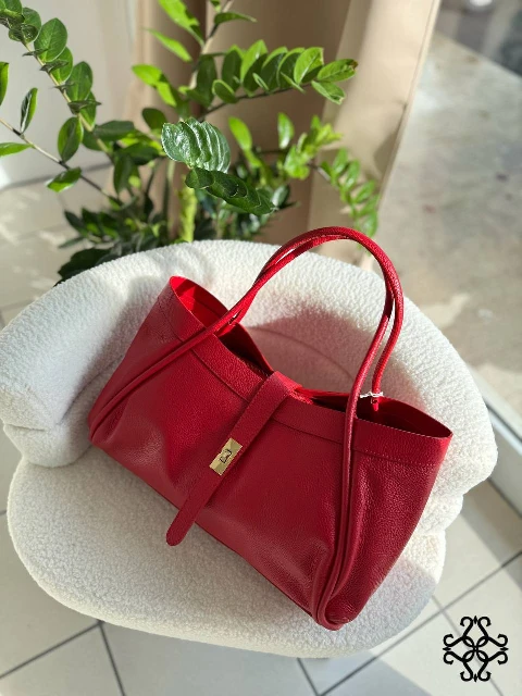 red.jpg
