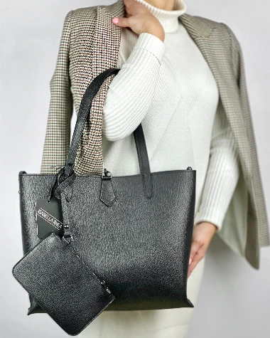 Isabella rhea shoulder bag hotsell